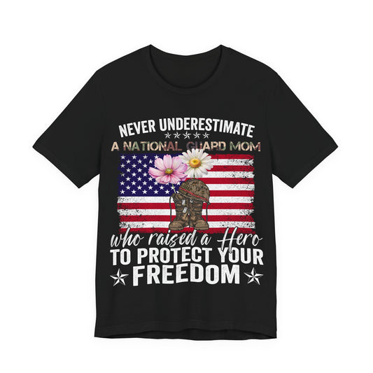 National Guard Mom Patriotic Military Mom T-Shirt